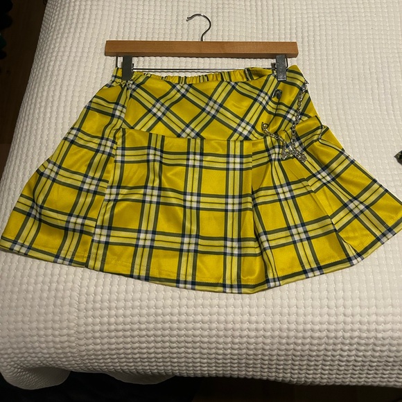 CLUELESS Cher 2pc Costume - Picture 2 of 2